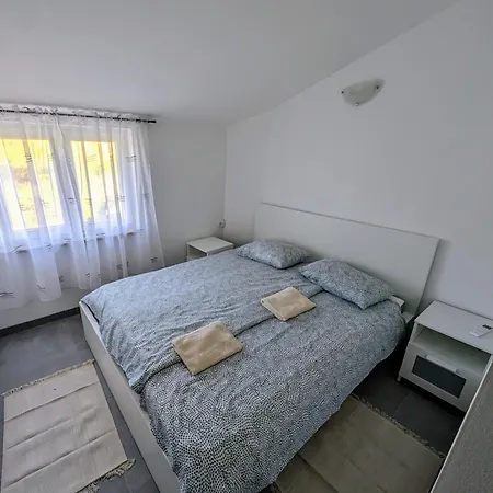 Apartment T&t *