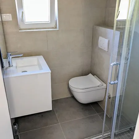 Apartment T&t *