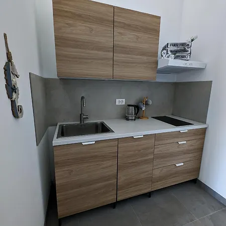 T&t Apartment *